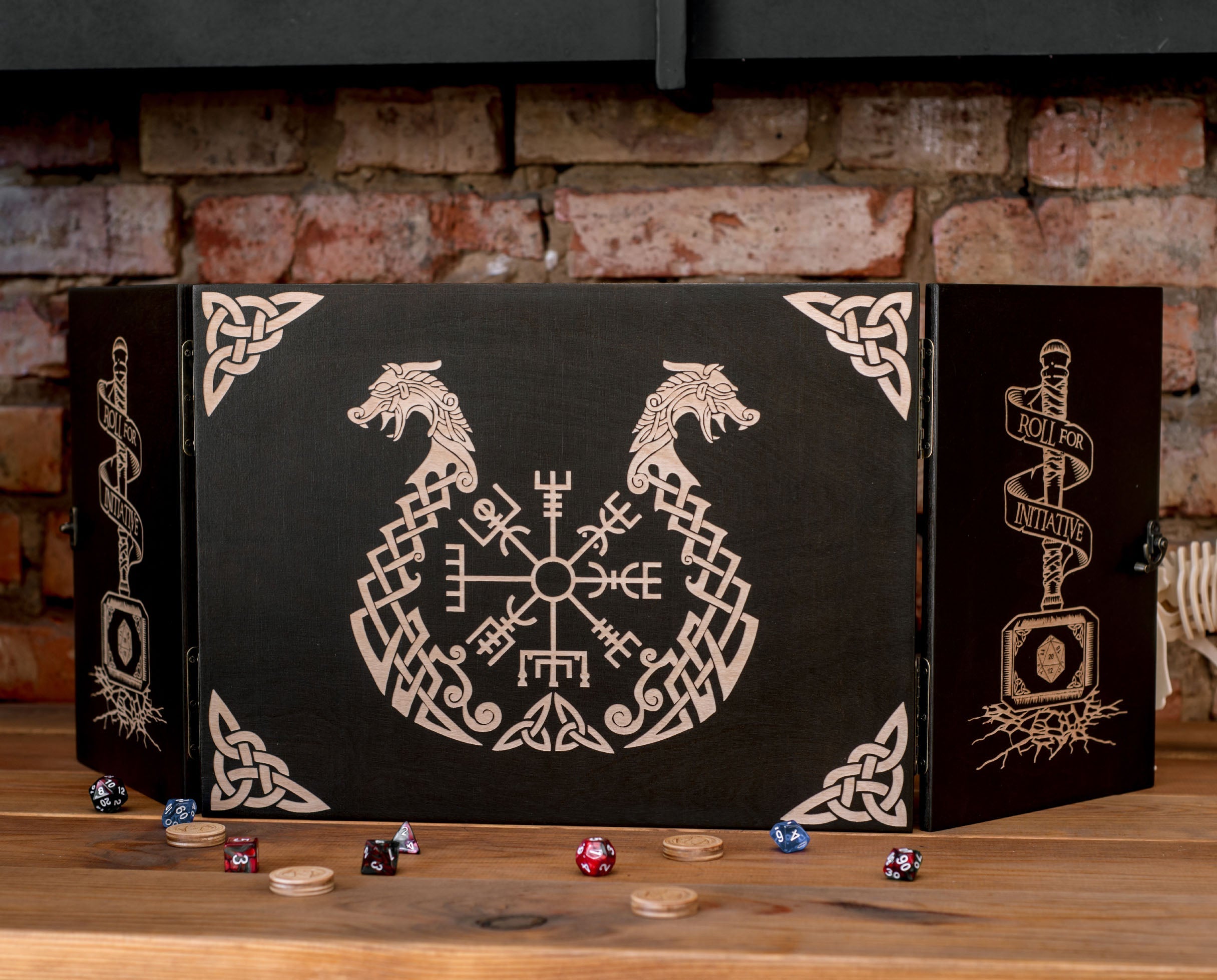 Nordic Dungeon Master wooden screen with magnets, Dungeon master screens - GravisCup