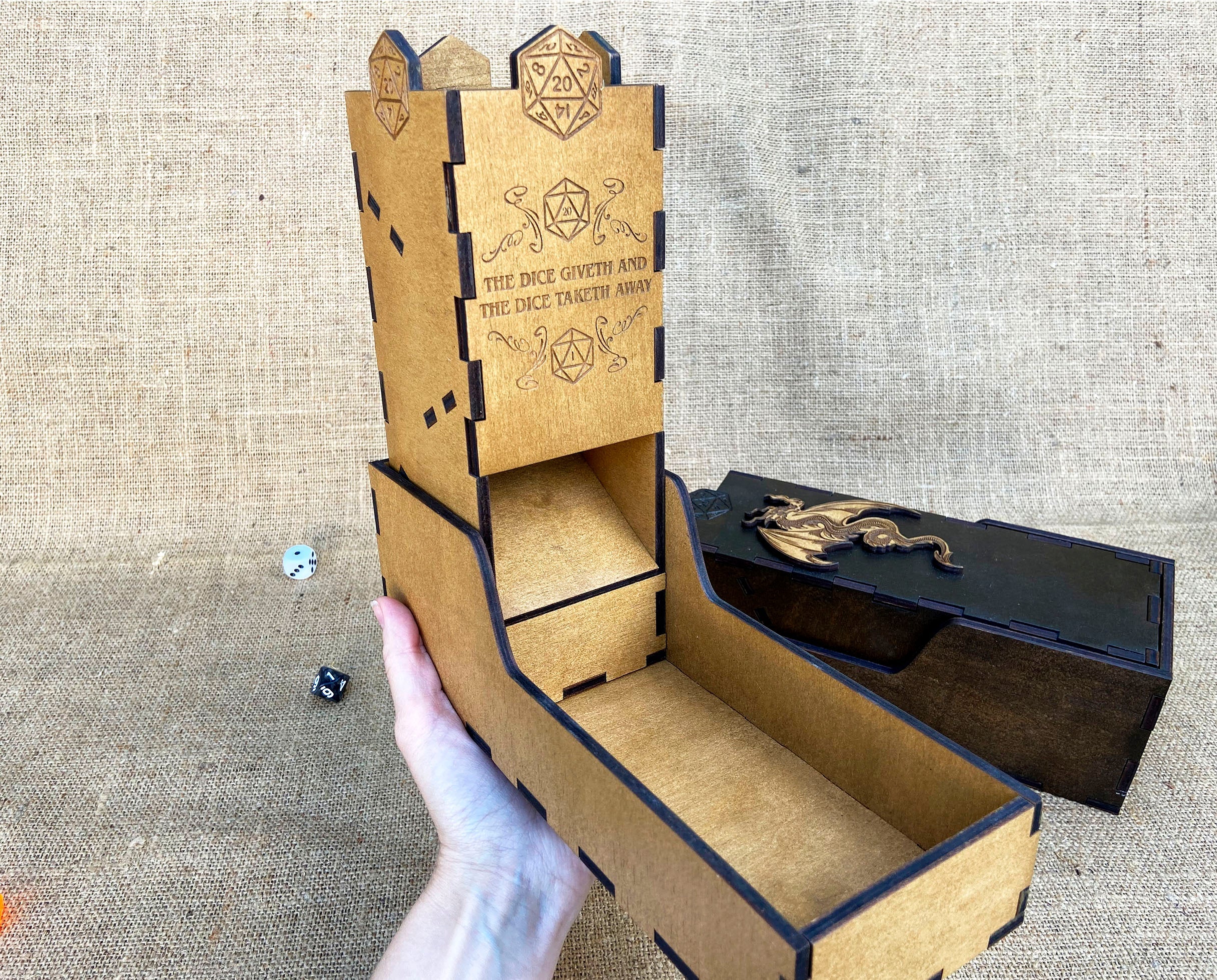 Custom dice tower and tray wood, Dice towers - GravisCup