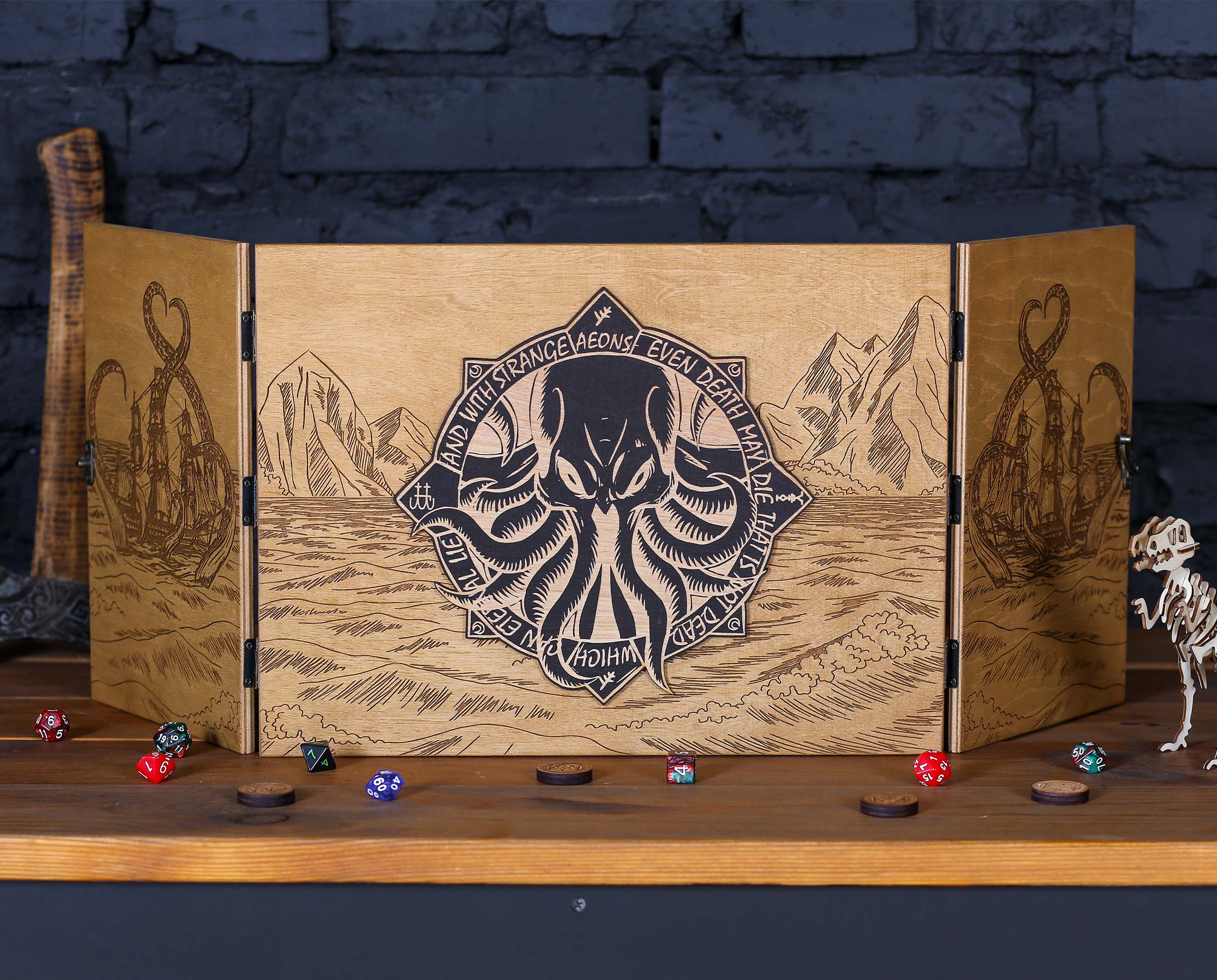 Dm screen Cthulhu, Kraken Dungeon Master screen wood with magnetic parts, Dungeon master screens - GravisCup