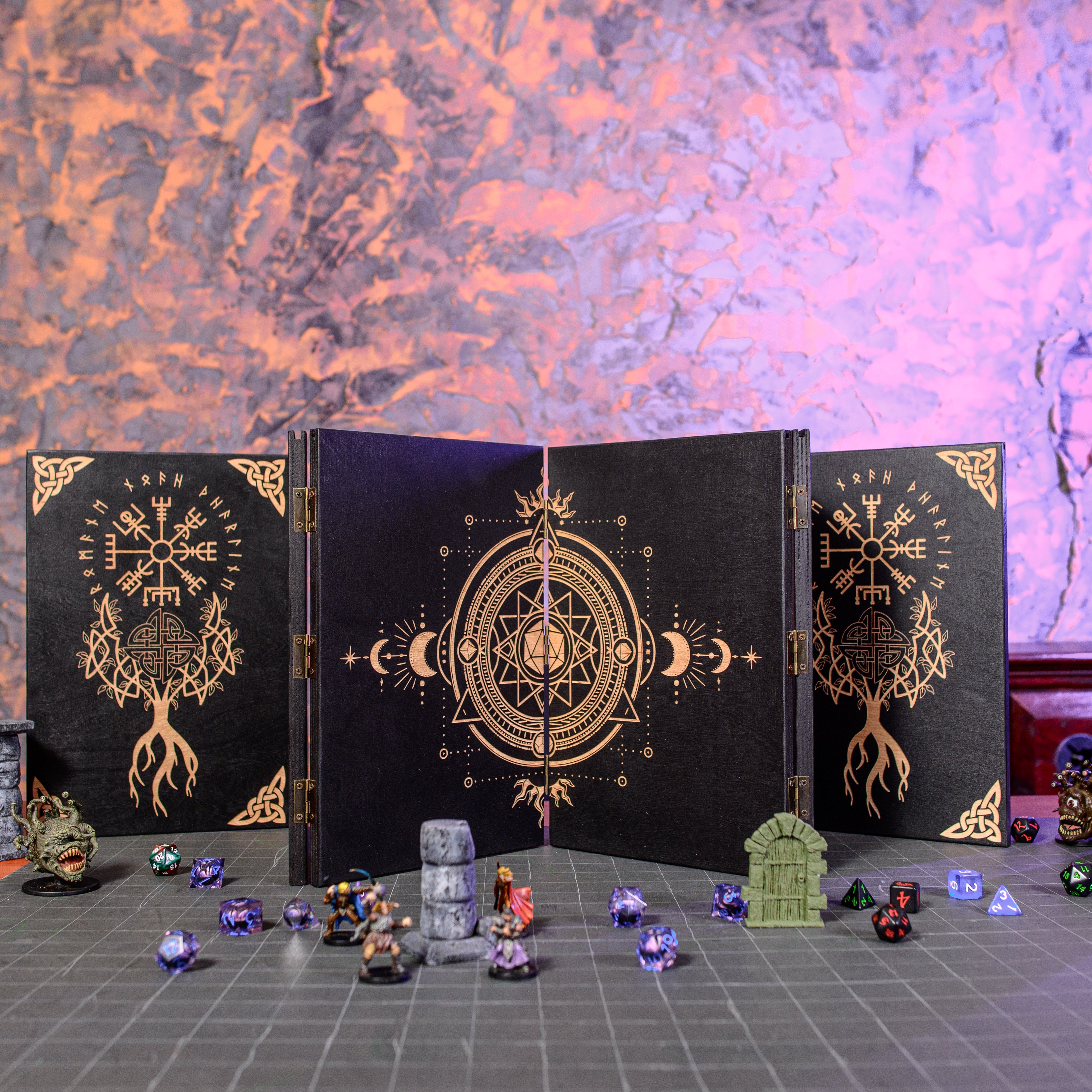 Game Master Screen with 6 Panels – Magnetic Wooden RPG Screen