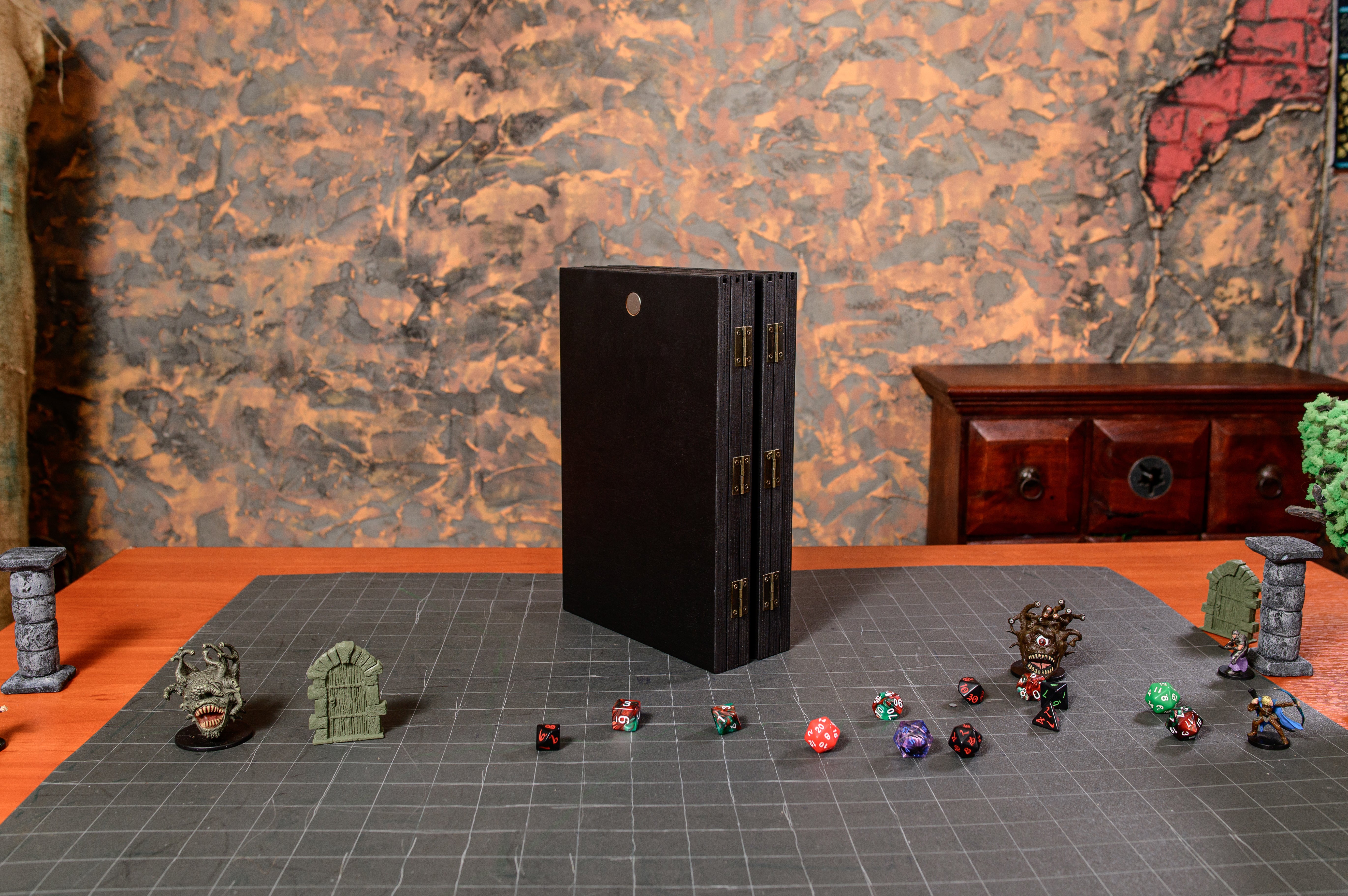 Game Master Screen with 6 Panels – Magnetic Wooden RPG Screen